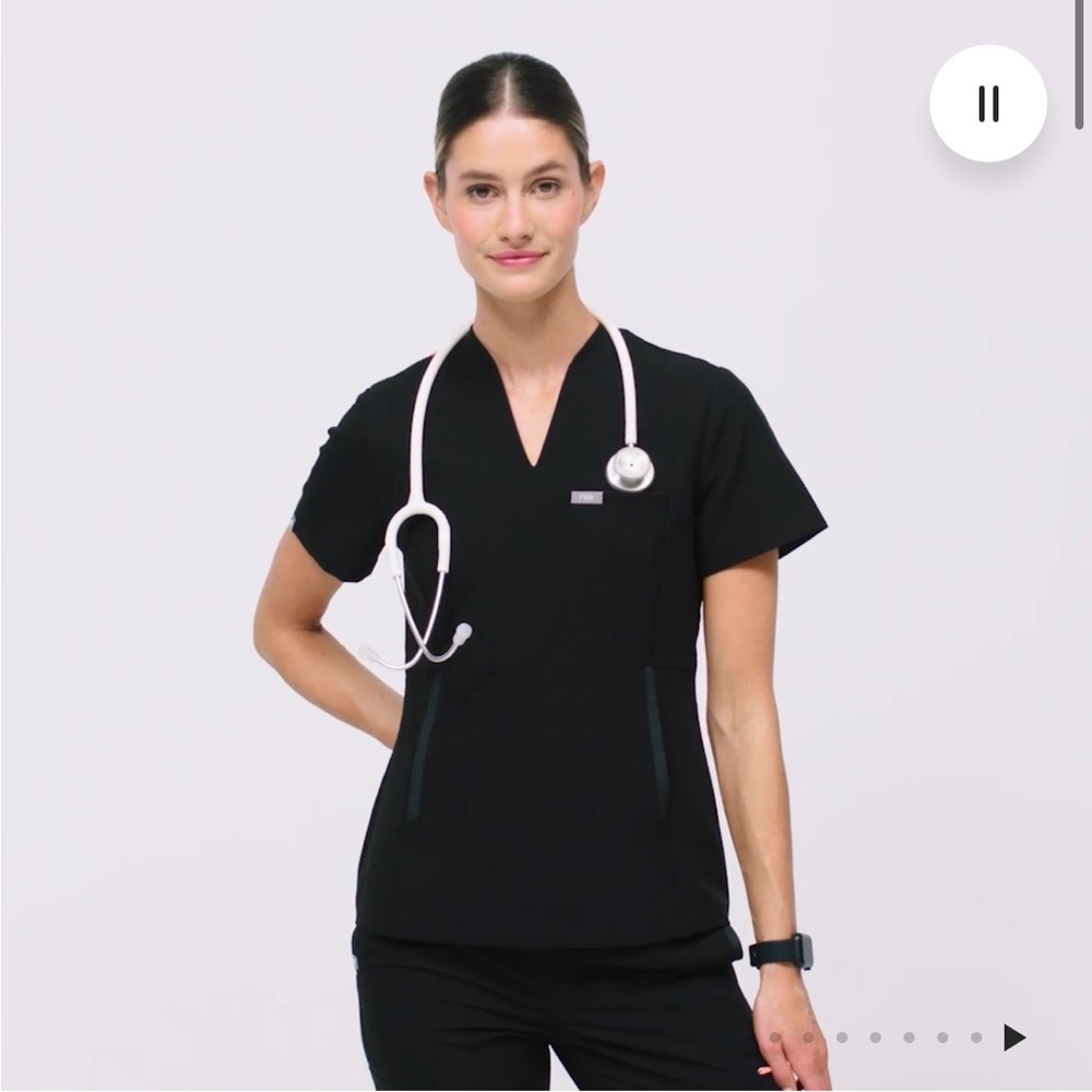 Figs Black Slim Odesa Scrub Top